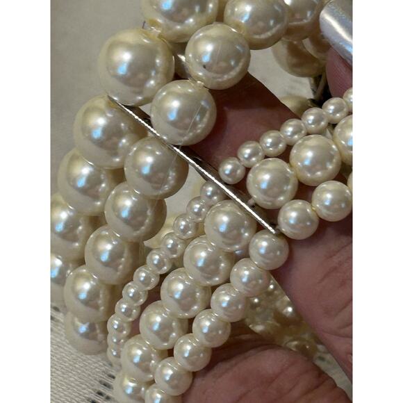 VTG Faux Pearl Bracelet 4 Strand Mermaid Rhinestone Silver - Picture 7 of 8